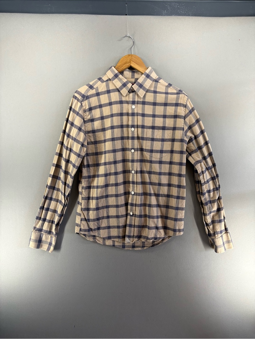Untuckit Barnard Flannel Cotton Plaid Button Up Shirt Tan Men's Medium Slim Fit